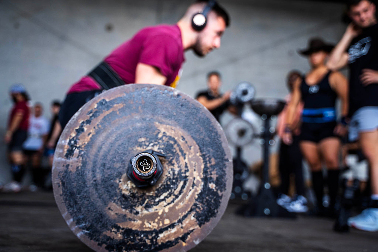 How to Choose the Right Power Bar: Diameter, Whip, Knurl & Durability